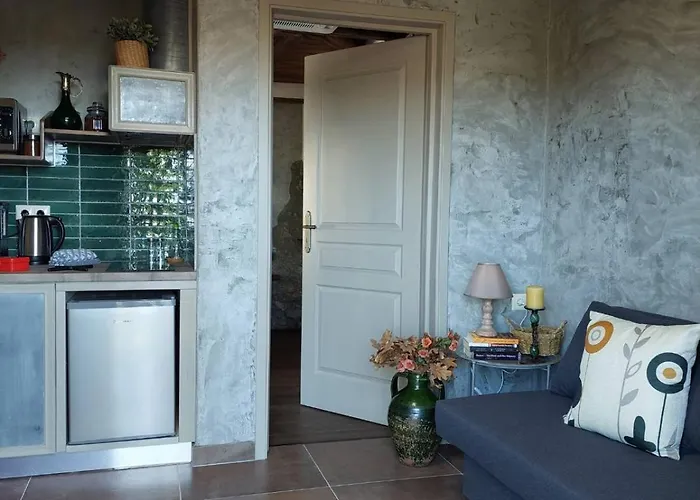 La Cueva - Meteora * Kastraki